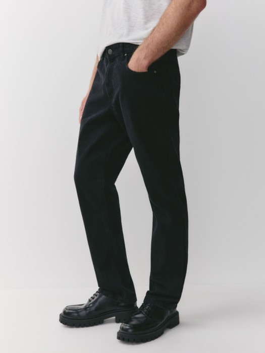 зауженные джинсы со средней посадкой по цене 3999 руб вид справа