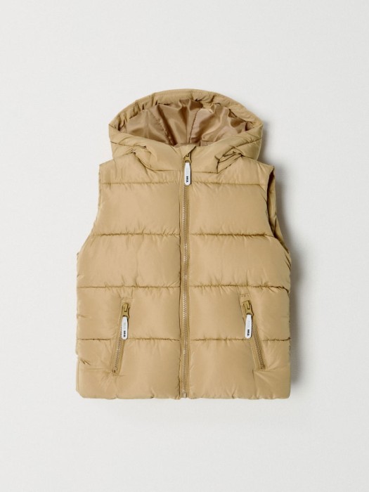 жилет с капюшоном для мальчиков 4680704317473 фотография