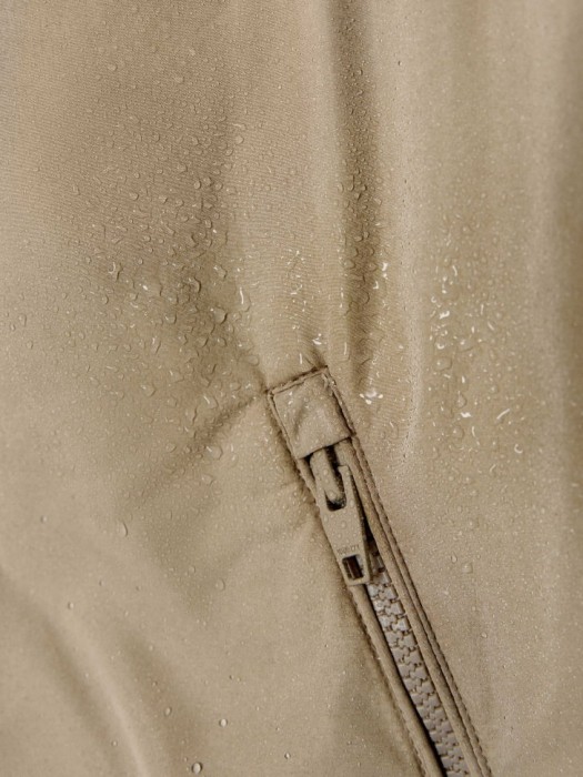 жилет утепленный детский из проверенных материалов спереди