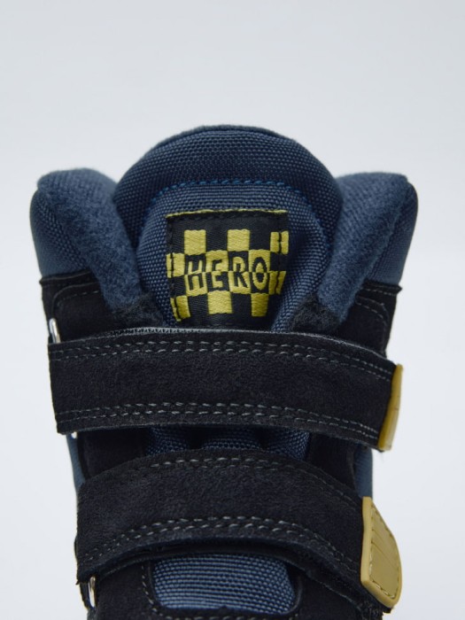 зимние мембранные ботинки для мальчиков по цене 2599 руб вид справа