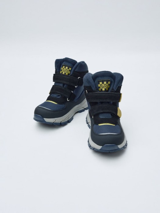 зимние мембранные ботинки для мальчиков из россии вид сбоку