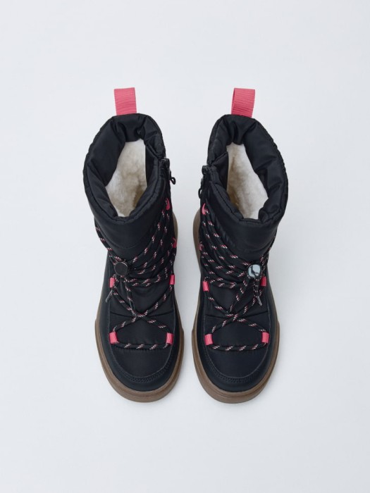 зимние текстильные дутики для девочек по цене 2299 руб вид справа