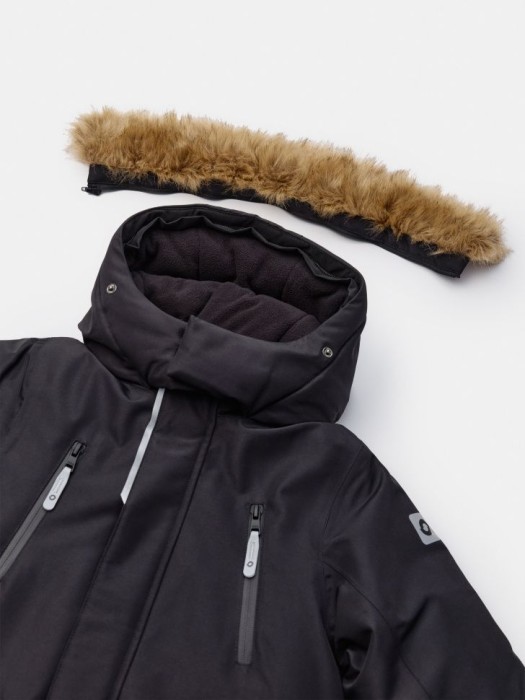зимняя парка из технологичной мембранной ткани drytex® для мальчиков от бренда sela вид слева
