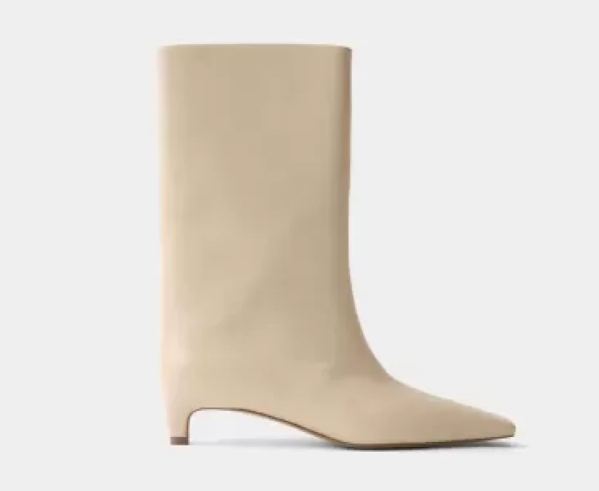 полусапоги 25062d-01-01 MBT.7.smooth-MLK/39 фотография