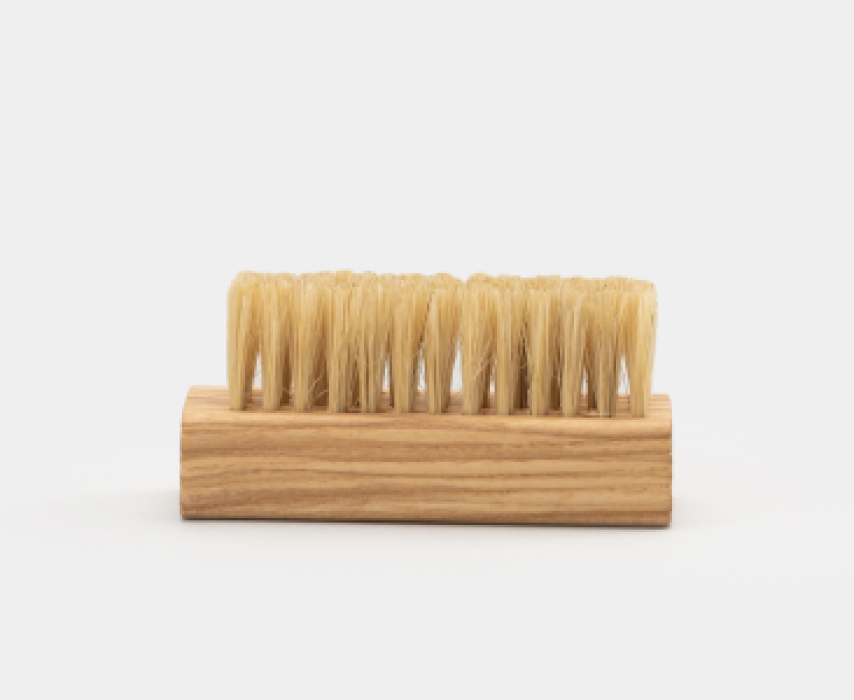 щетка sheakers tarrago (tnv035) для чистки кроссовок, бук, щетина 90*30*25 фотография