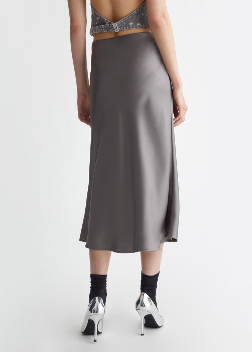 Товар серого цвета с внутренней стороны