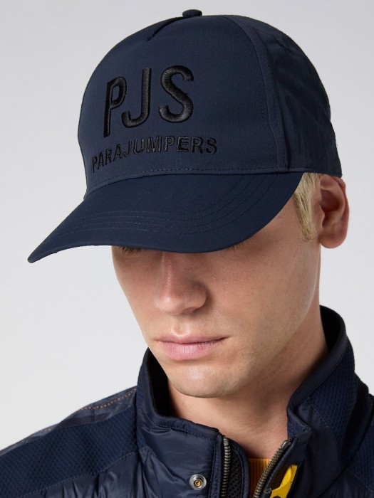 бейсболка quanah  по цене 8700 руб вид справа