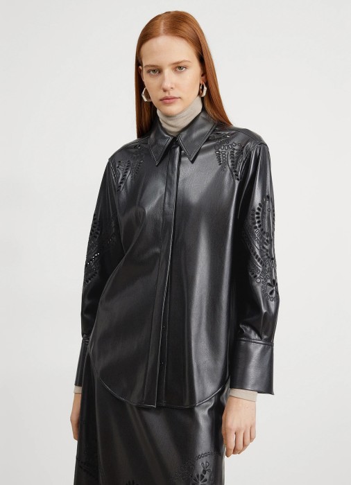 Товар черного цвета с внутренней стороны