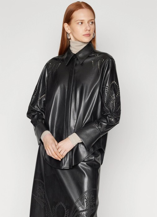 блуза женская bennea  из проверенных материалов спереди