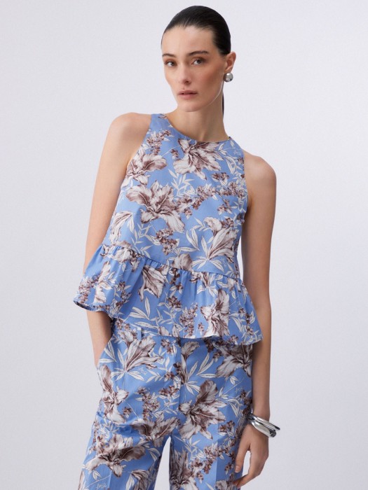 Товар голубого цвета с внутренней стороны