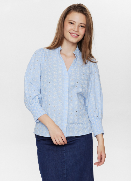 Товар голубого цвета с внутренней стороны