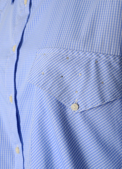 Товар голубого цвета с внутренней стороны