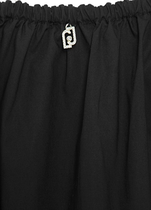 блузка женская  универсального стиля с лицевой стороны