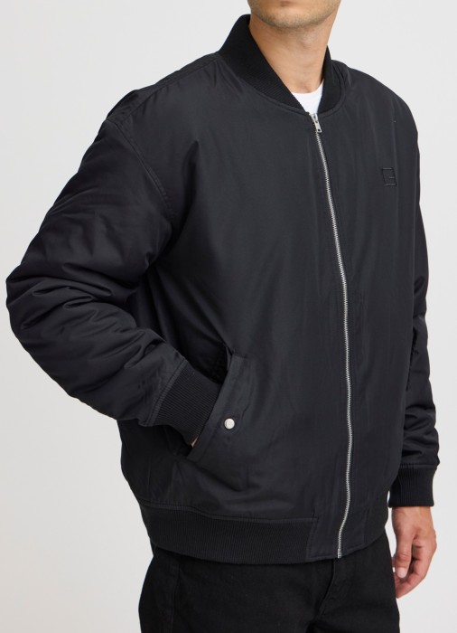 бомбер мужской cotes  из швеции вид сбоку