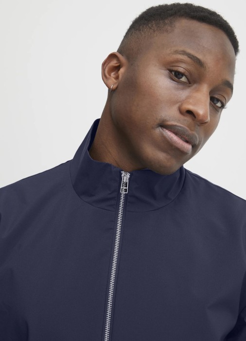 бомбер мужской joshu  из швеции вид сбоку