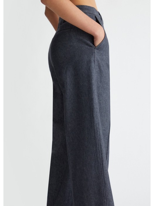 брюки из денима женские grey denim  по цене 30640 руб вид справа