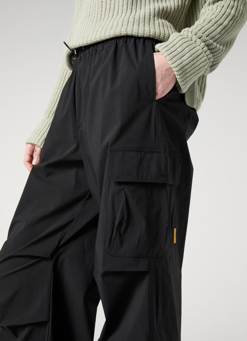 брюки-карго женские av  от бренда parajumpers вид слева