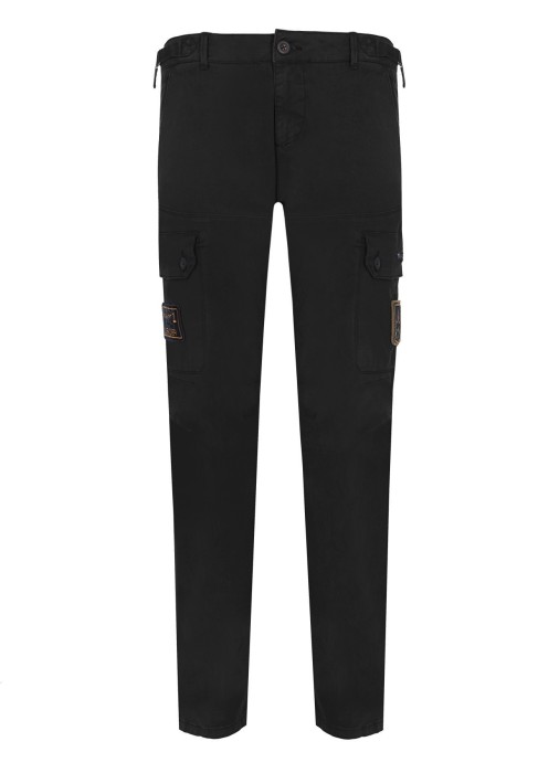 Товар черного цвета с внутренней стороны