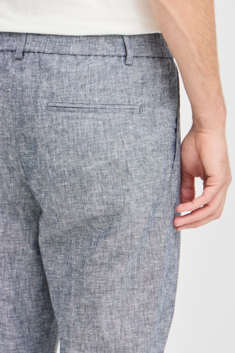 Товар синего цвета с внутренней стороны