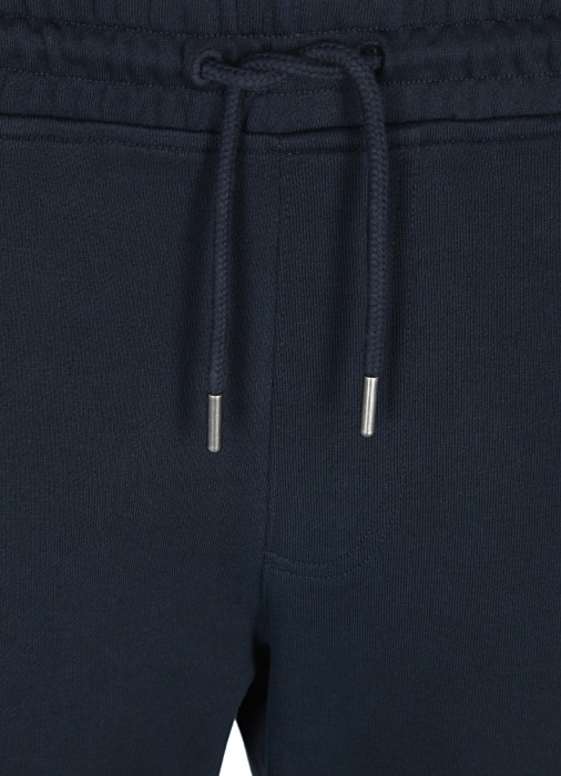 Товар синего цвета с внутренней стороны