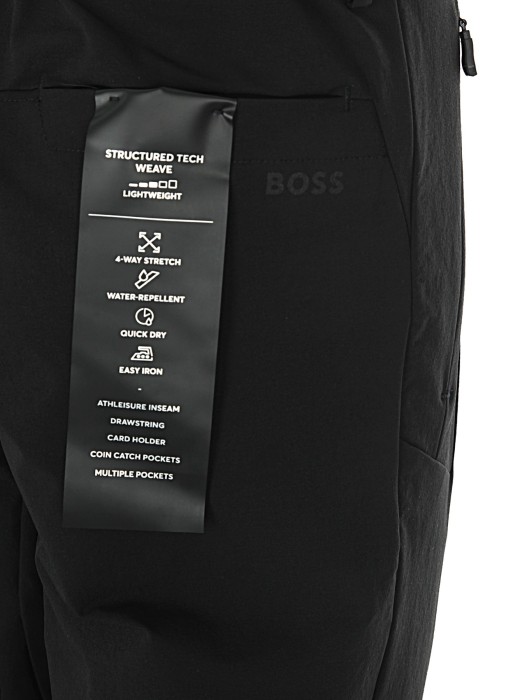 Товар черного цвета с внутренней стороны