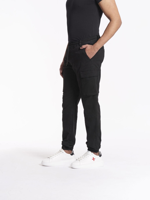 брюки мужские  от бренда zu+elements вид слева