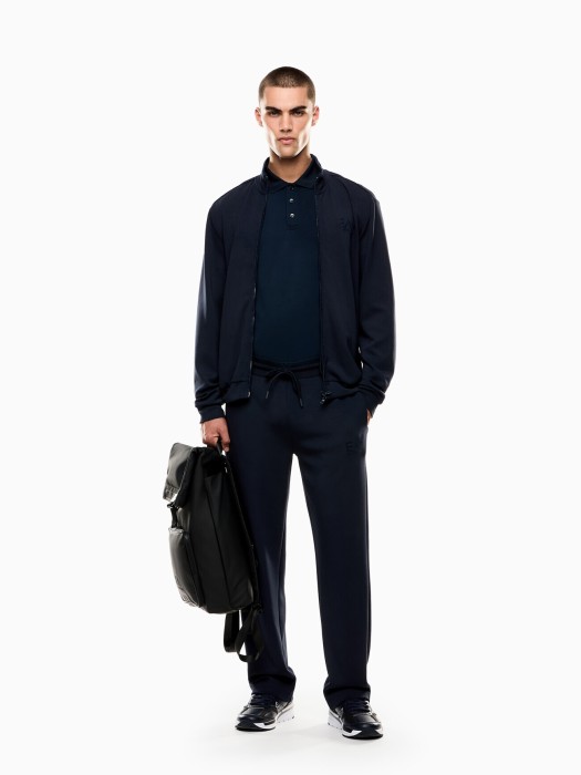 брюки мужские  по цене 22900 руб вид справа