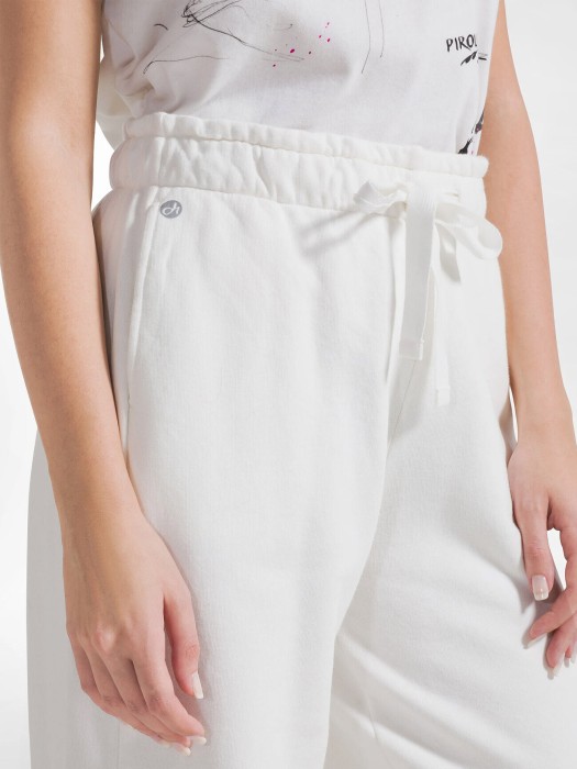 Товар с артикулом A00566 вид сзади