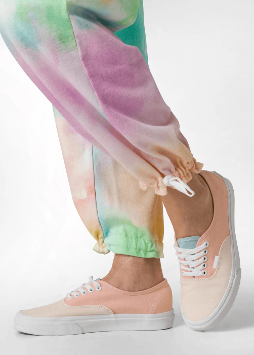 брюки женские allover sweatpants  из дании вид сбоку