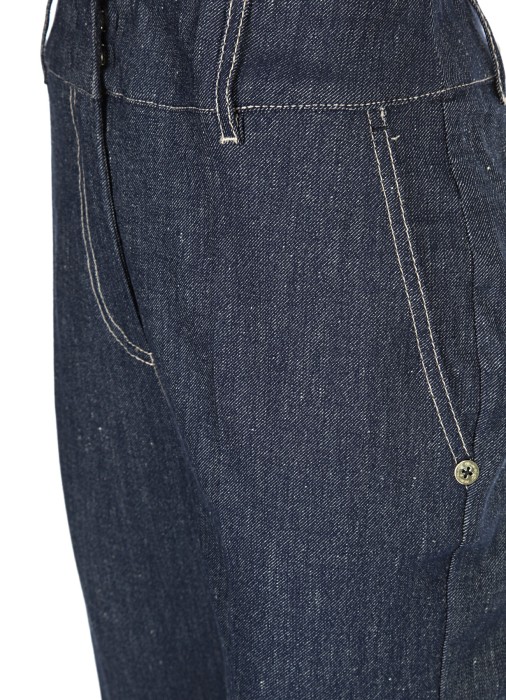 Товар с артикулом 24111310932 вид сзади