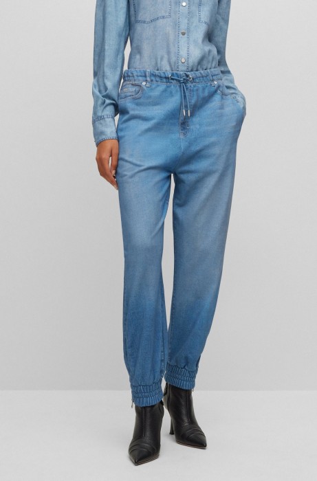 Товар голубого цвета с внутренней стороны