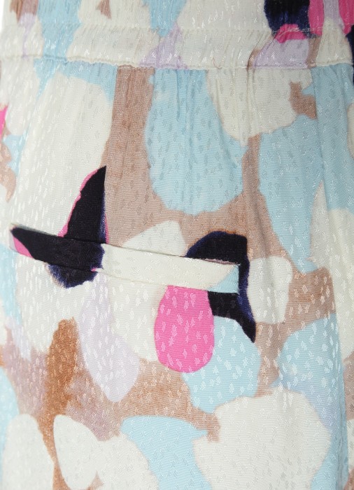 Продукция для женщин фото