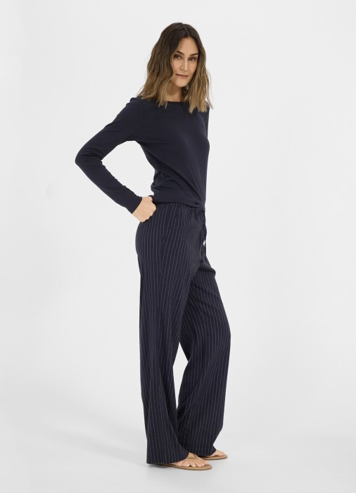 Товар с артикулом 83124259 вид сзади