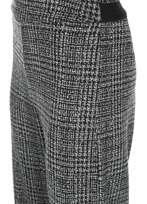 Товар с артикулом D12746 вид сзади