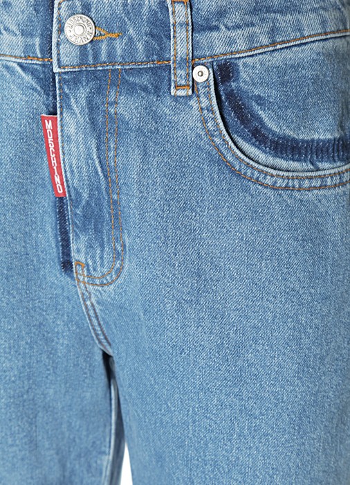 Товар голубого цвета с внутренней стороны