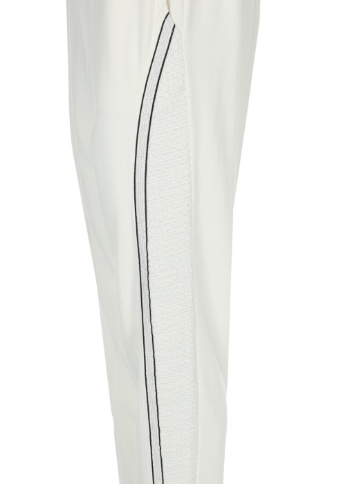 Продукция для женщин фото