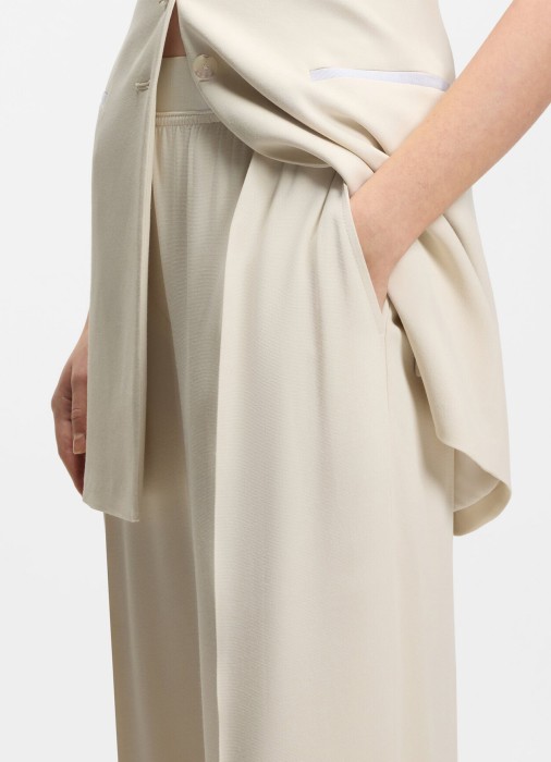 брюки женские tiana10  по цене 39900 руб вид справа