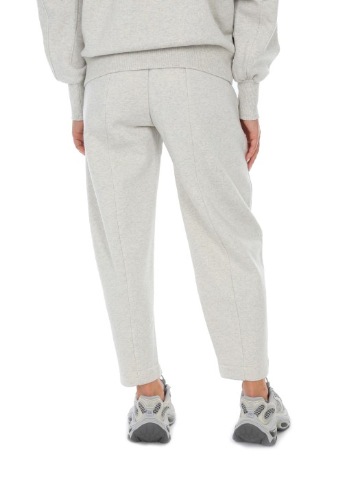 Товар серого цвета с внутренней стороны