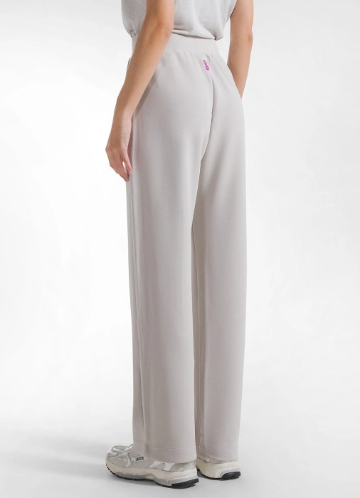 брюки женские  из полиэстера спереди