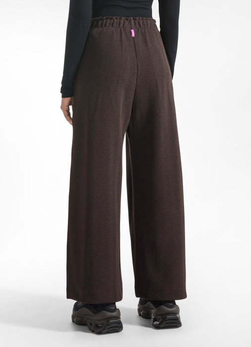 брюки женские  по цене 14800 руб вид справа