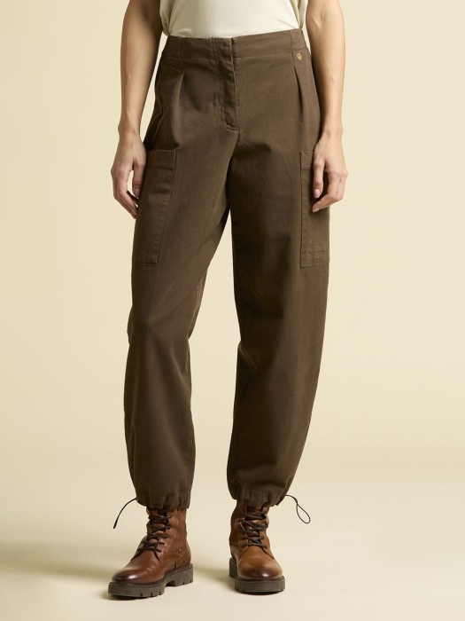 брюки женские  от бренда aeronautica militare вид слева