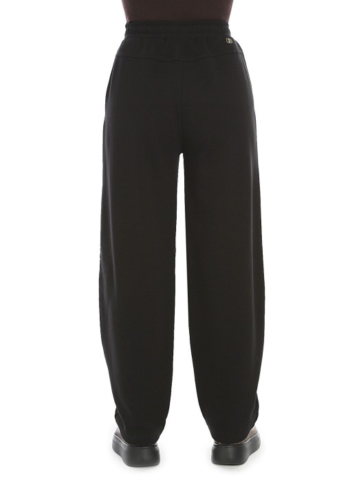 брюки женские  повседневного стиля с лицевой стороны