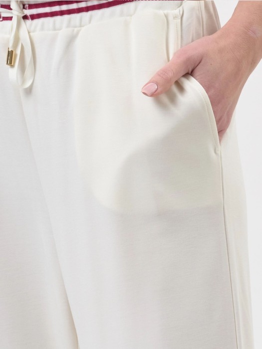 брюки женские  из италии вид сбоку