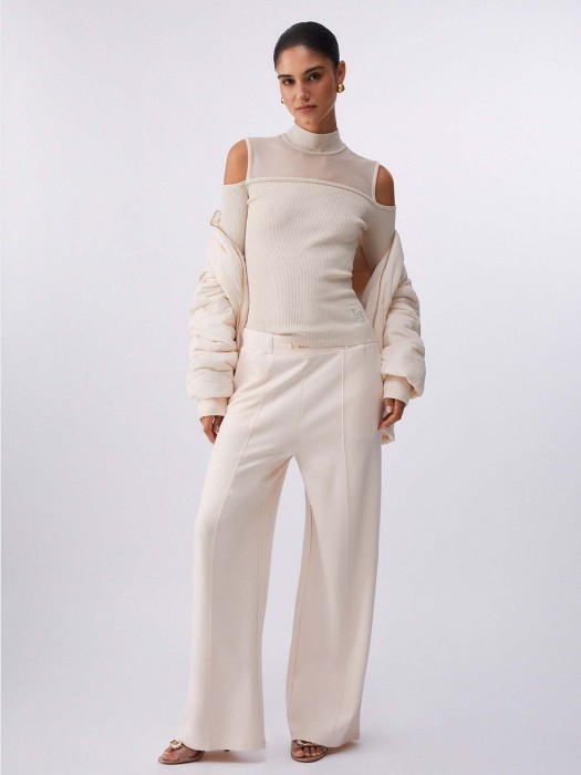 брюки женские  из вискозы спереди