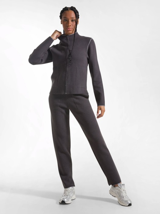 брюки женские  по цене 21500 руб вид справа