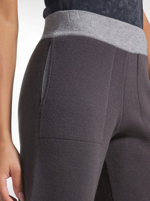 брюки женские  из дании вид сбоку