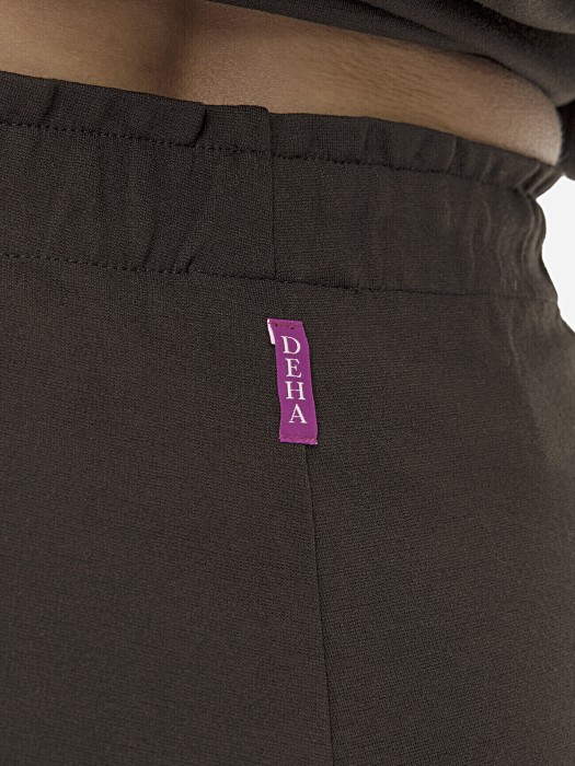 брюки женские  из вискозы спереди