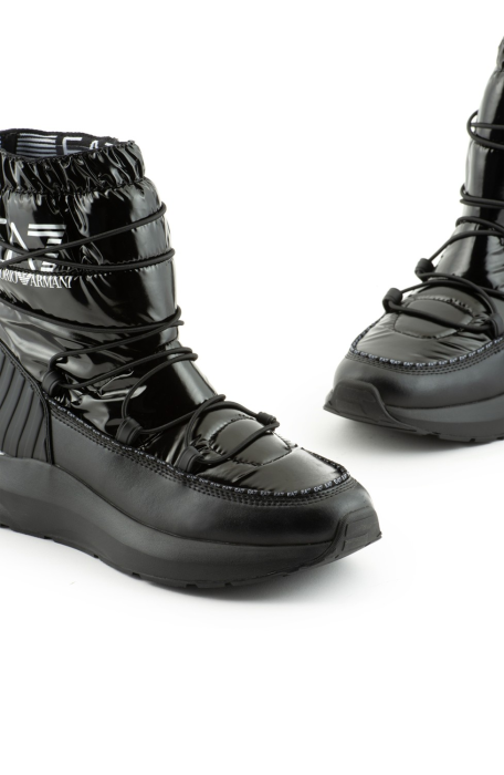 дутые сапоги женские training cross boot ea7 по цене 49700 руб вид справа