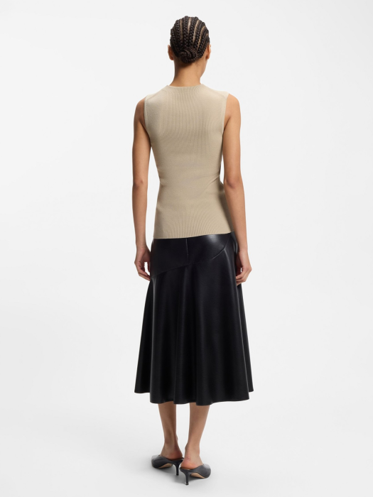 джемпер без рукавов женский feskies  по цене 17120 руб вид справа