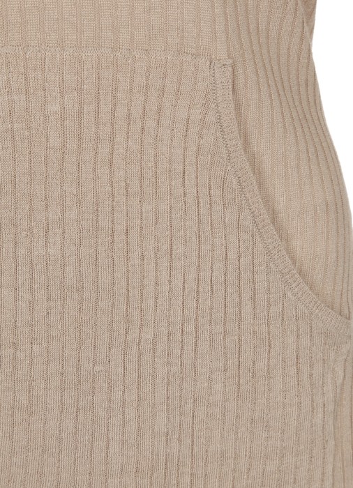 Товар с артикулом D83461 вид сзади